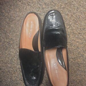 Kenneth Cole Black "Think Alike" Mules Sz 8